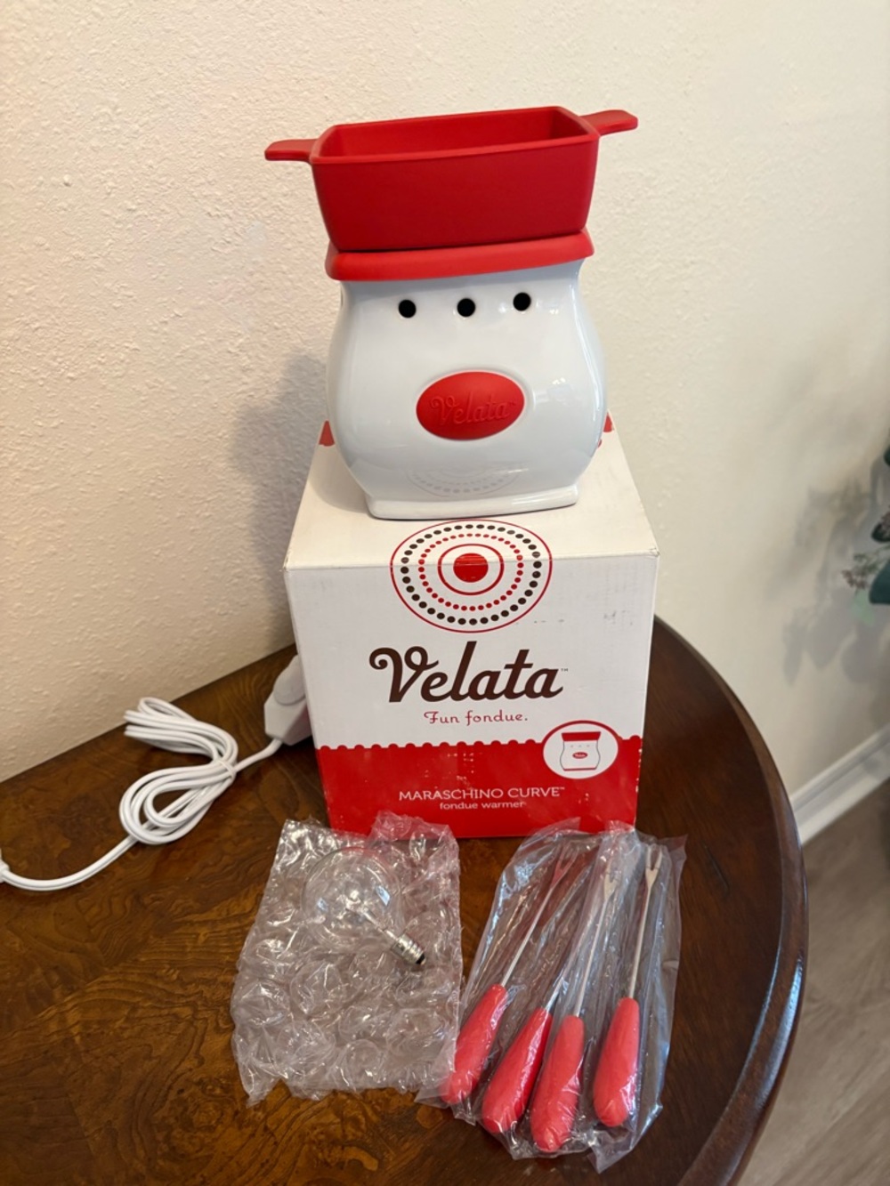 Velata Red & White Maraschino Curve Fondue Warmer